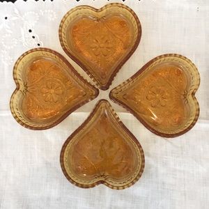 VTG Indiana Glass Sandwich Amber Heart dish